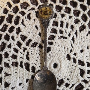 Vintage ENGLAND CORNWALL  International Collector Spoon  /  Some Tarnish