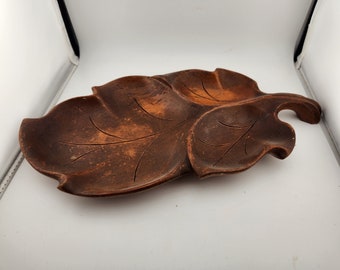 Vintage Wooden Platter in the shape of a leaf / Mahogany carved by Overton in South Haven, Michigan / Length 15.5" x Width 8"