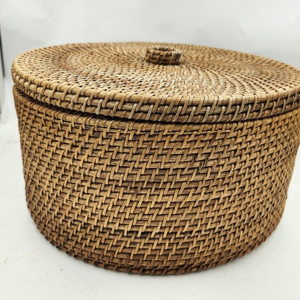 Woven Basket With Lid - Etsy