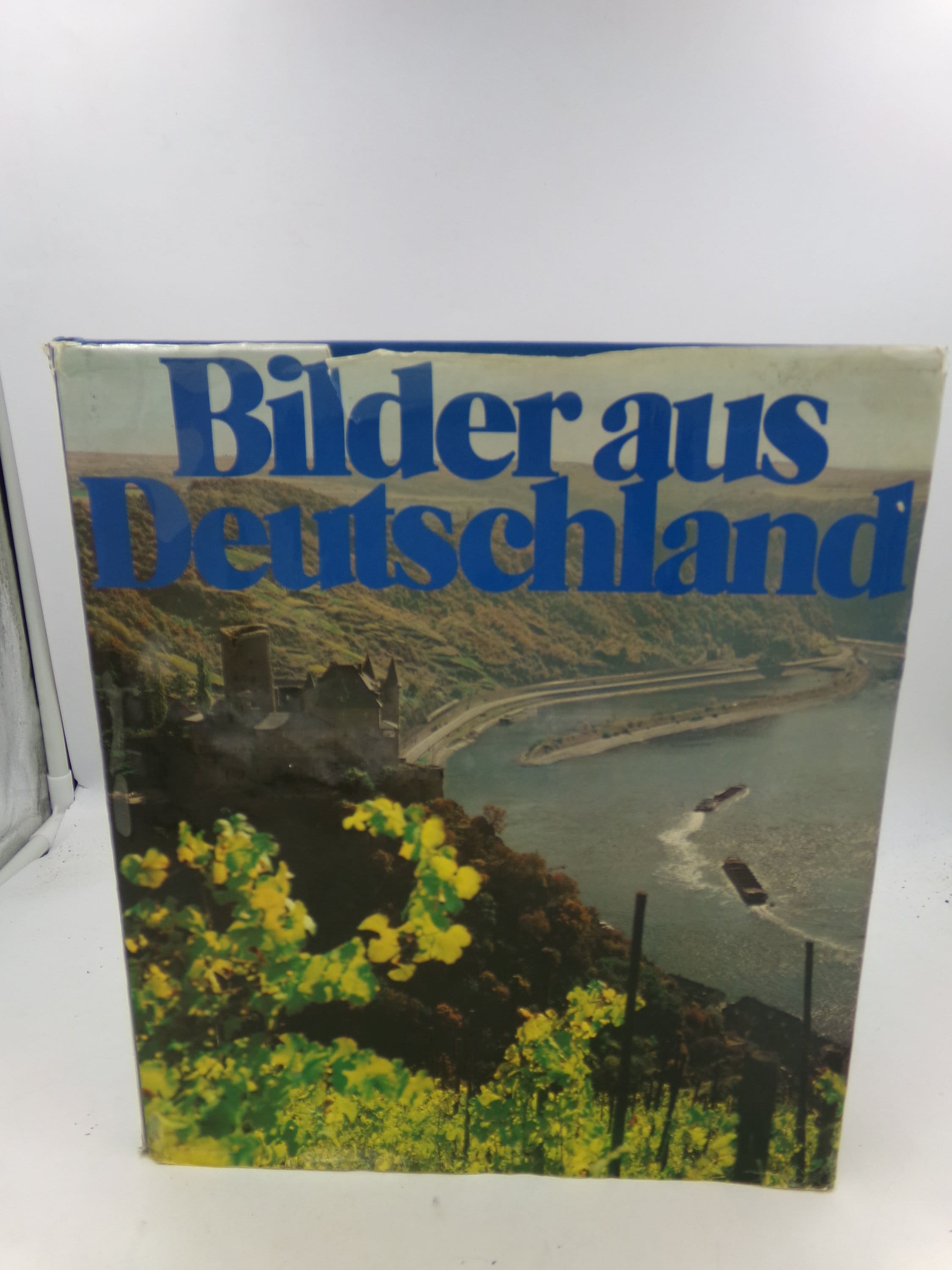 Vintage Book - Bilder aus Deutschland   Signature on title page    1997   Germany in Pictures