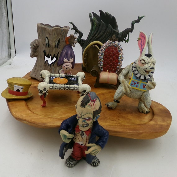 Vintage Alice in Wonderland Scary Toys Collectible Figures Plus