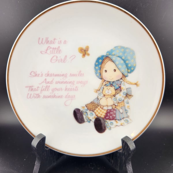 Vintage China  Plate - Miniature, only 6.25" diameter - Collectible from Lasting Memories - 1978 - Holly Hobbie