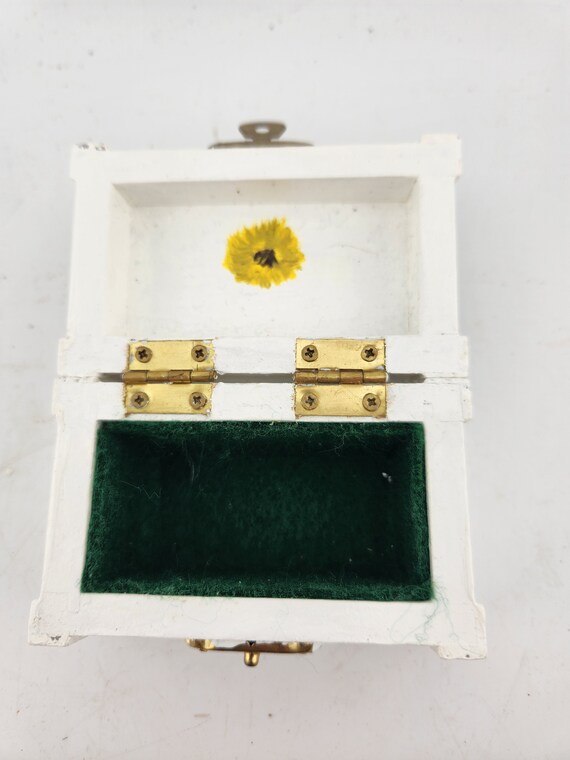 Vintage Miniature Wooden Jewelry / Trinket Box / … - image 2