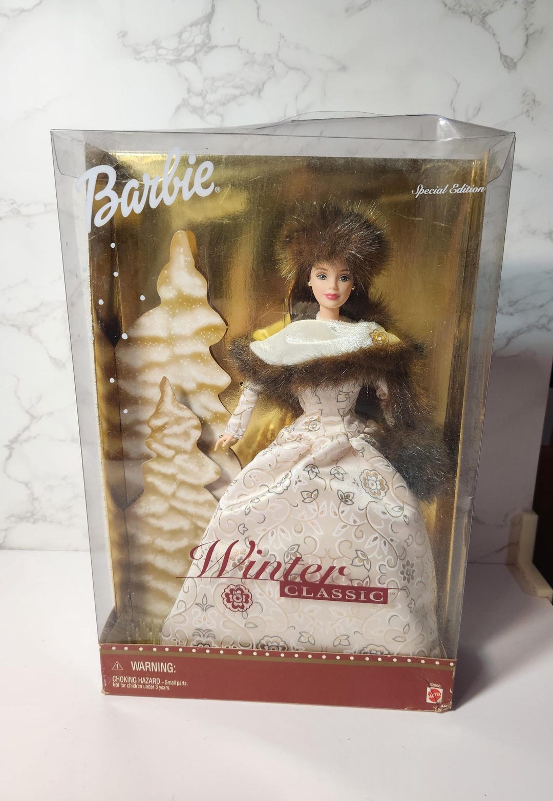 Vintage 2001 Winter Classic Mattel Barbie Doll / New in Box / Top
