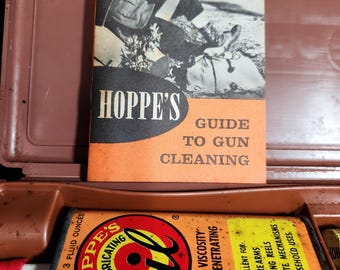 Vintage 1962 Hoppe's Long Gun and Pistol Cleaning Kit - Missing 2