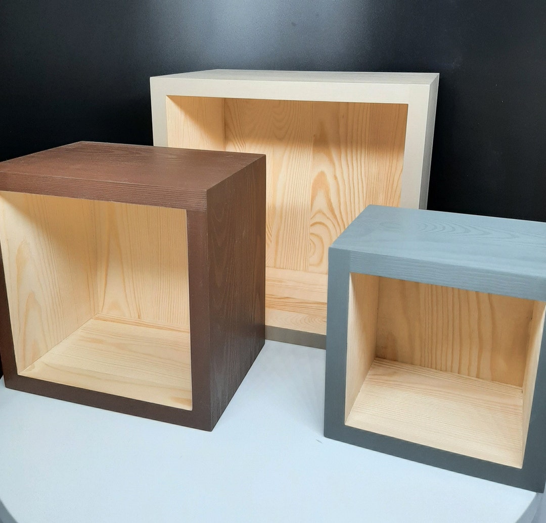 Set of 3 Floating Cube Shelves for Living Room, Hanging Modern