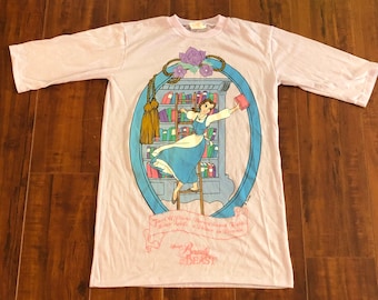 Vintage Disney Beauty & the Beast Belle Beauty Authentic Rare Women’s t-shirt size 10 medium