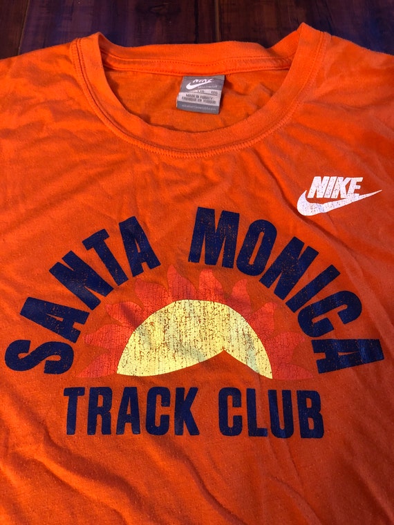 merknaam Maken oriëntatie Rare Vintage Nike Santa Monica Track Club Carl Lewis T-shirt - Etsy New  Zealand