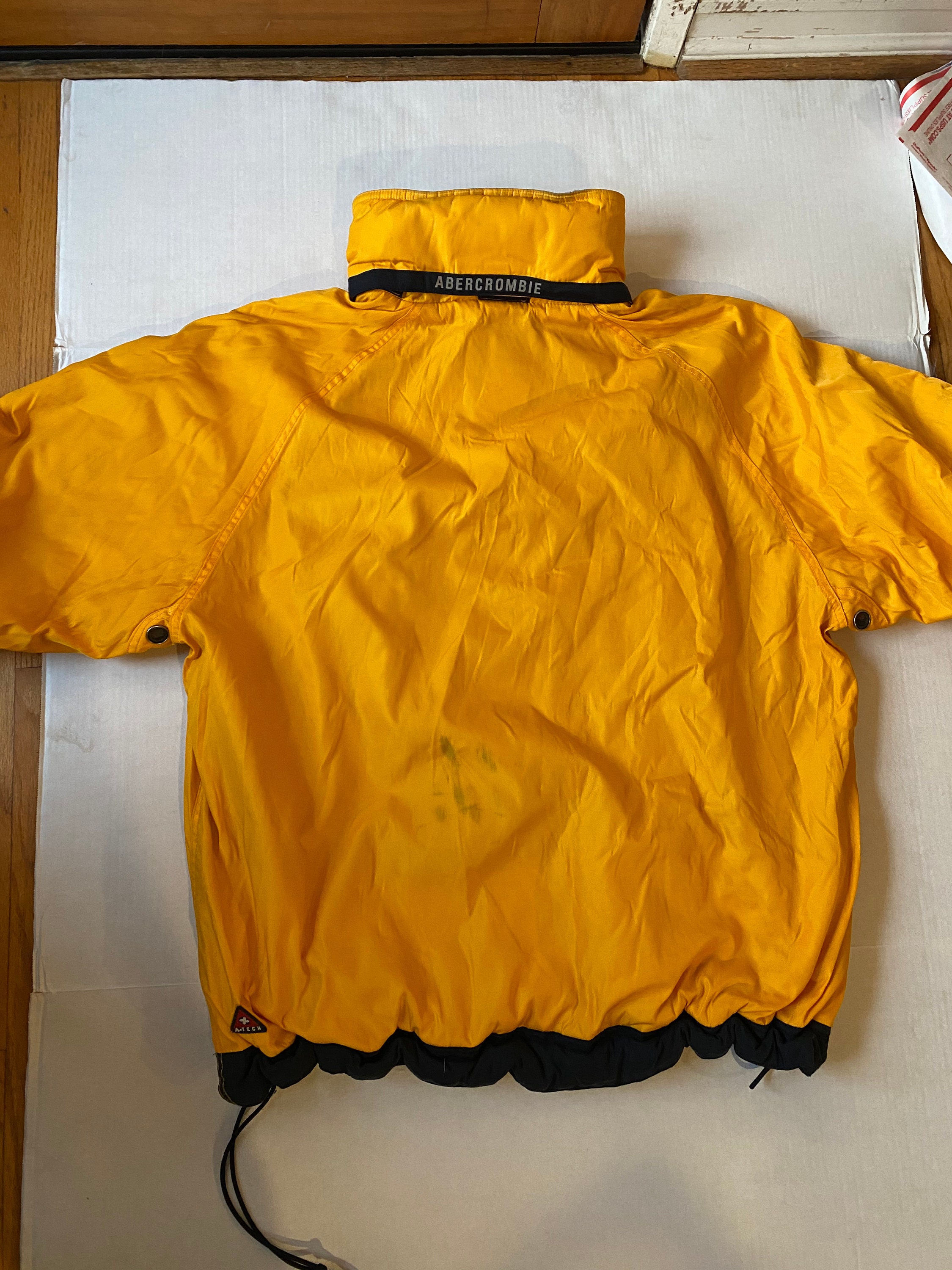 yellow abercrombie hoodie