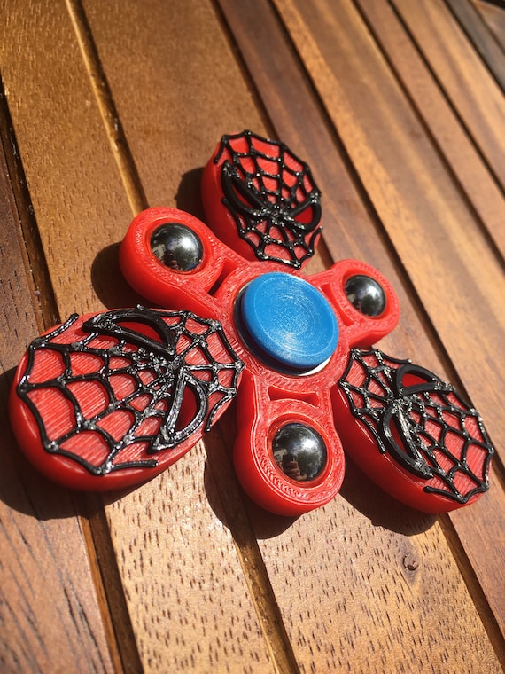 spiderman spinner toy