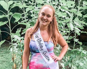 Birthday Queen Sash, Bride to Be Sash, Custom Sash, Personalized Sash, Mom to Be Sash, Black Sash, Glitter Sash, Bachelorette Sash, Pink