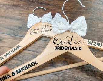 Bridesmaid Hanger, Wedding Dress Hanger with Pearls, Personalized Bridesmaid Gift, Wedding Party Gift, Bridal Hanger, Custom Bridesmaid Gift