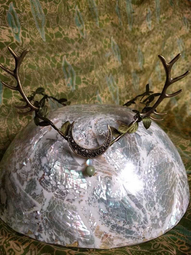 Horned Crown - Antler Tiara - Moon Circlet - Goddess Circlet - Goddess Crown - Handfasting Circlet - Woodland Crown - Witchy Gift 