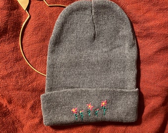 Lil Floral Beanie in Gray