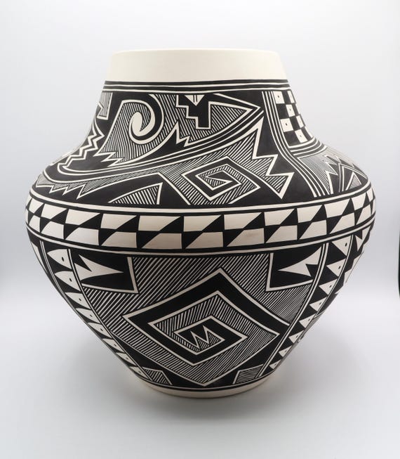 Huge Acoma Style Pot Tularosa Mimbres Revival Navajo Westly Begaye 14" H