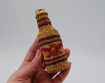 Mini Makah Basket T Bird Nootka Nuu-Chal-Nulth First Nations Bottle Lid