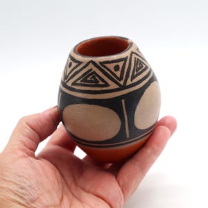 Mini Santo Domingo Kewa Pot Warren Coriz Polychrome Fire Clouds 3.25" H