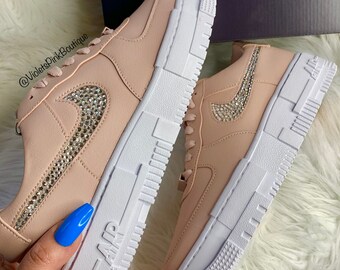 nike air force pixel nude