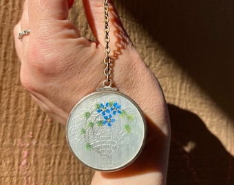 Vintage Art Deco Finger Ring Flapper Guilloche Enamel Dance Compact - Round Floral Mirrored Compact Case for Powder Makeup • 1920s 1930s