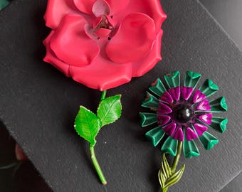 Mod Enamel Vintage Flowers 1960s Metal Fun Good Vibes Brooch Pin Floral Daisy Jewelry Bright Pink Blooming Pink Stemmed Flower Girl Power