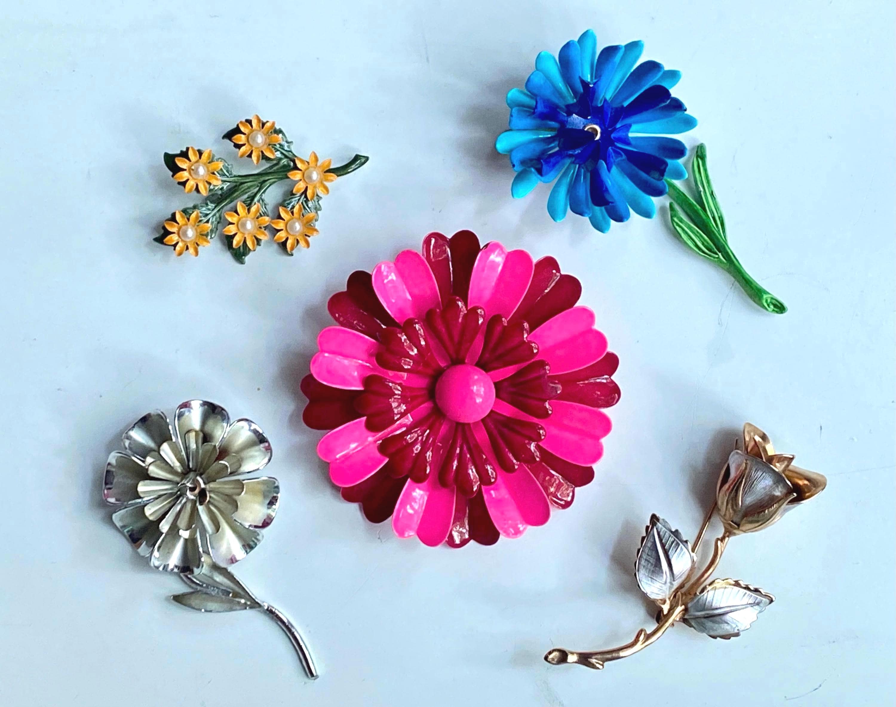 Enamel 60s Brooch - Etsy