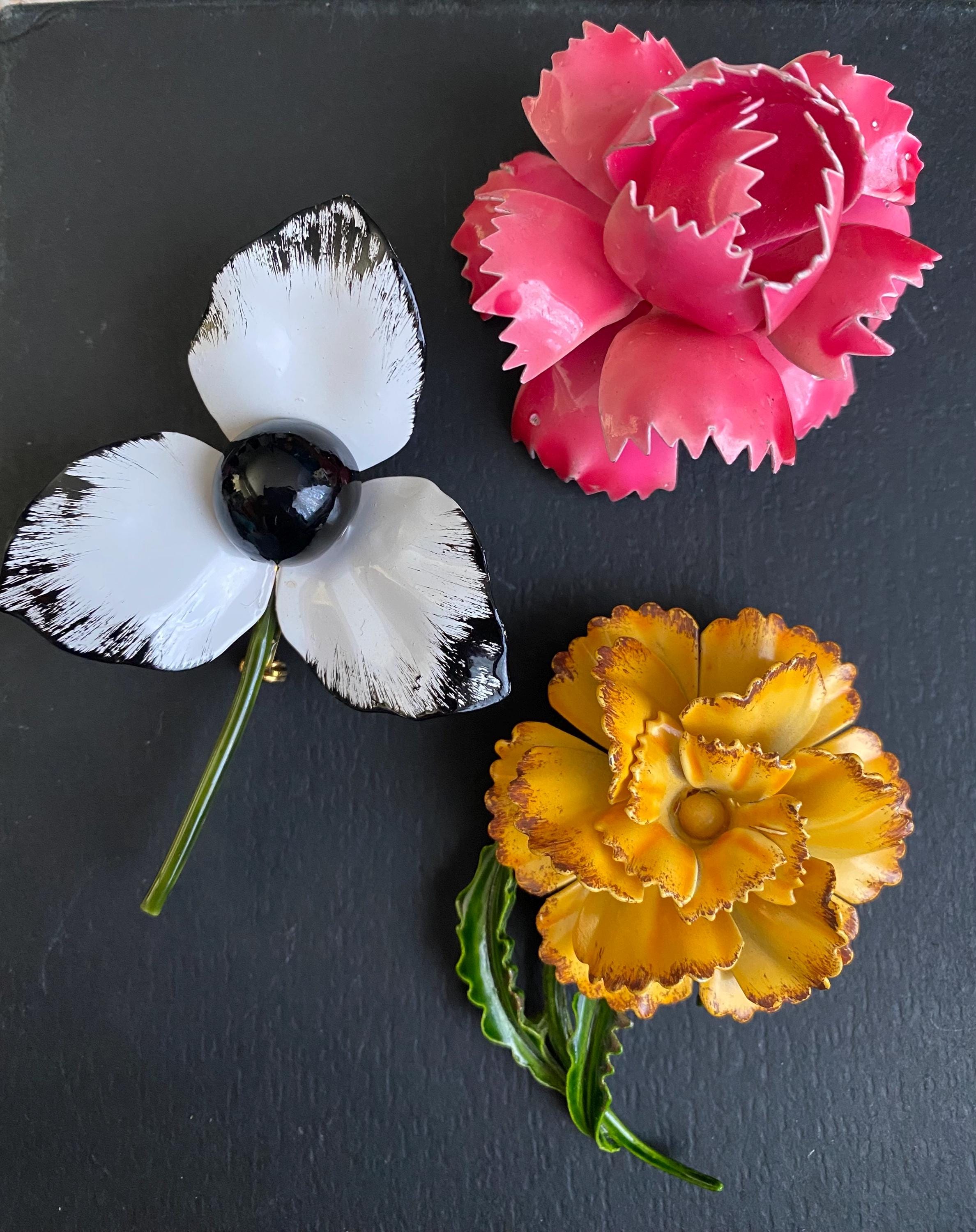 Original by Robert 花輪ブローチ ORIGINAL BY ROBERT Flower Vintage Brooch, Vintage Enamel Brooch