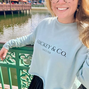 Classy Crop  & Co Sweatshirt  Designer Cropped Sweater