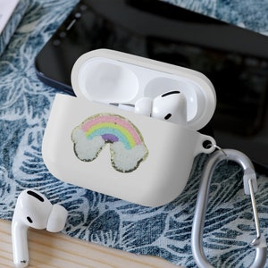 Pride Rainbow Glitter Chenille Patch Faux Patch Airpod & AirPods Pro Case Cover Sposa Regalo Di nozze Doccia di nozze Compleanno