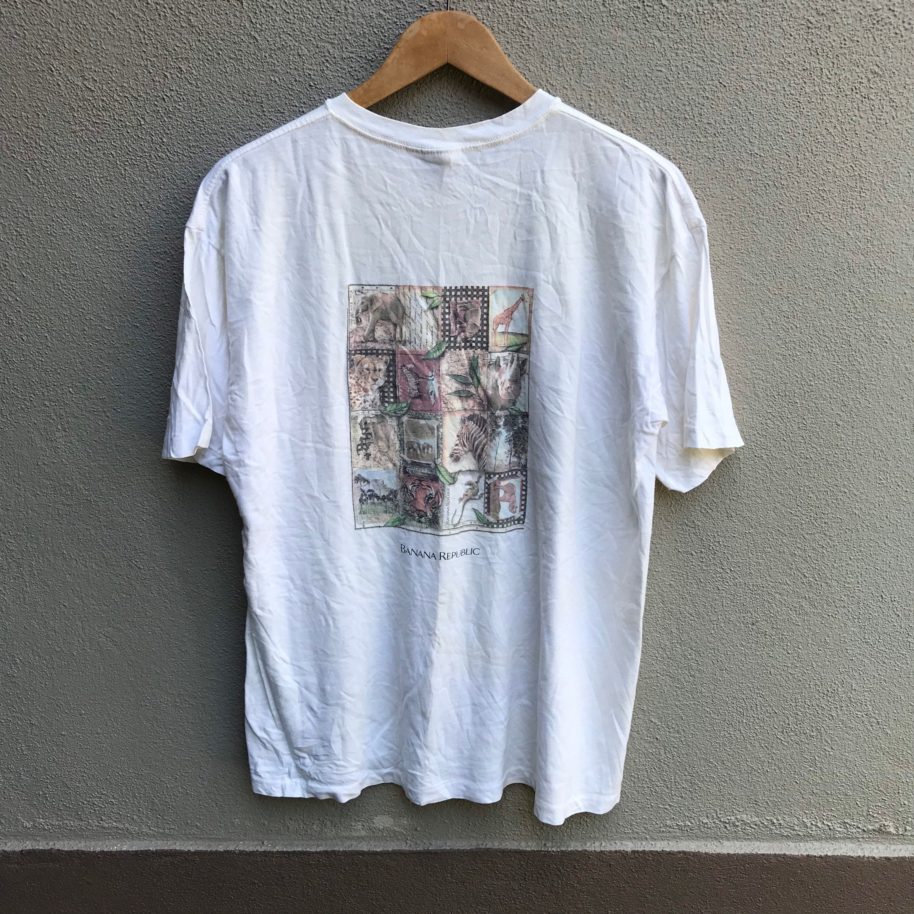 Vintage 90s BANANA REPUBLIC Usa Tee 