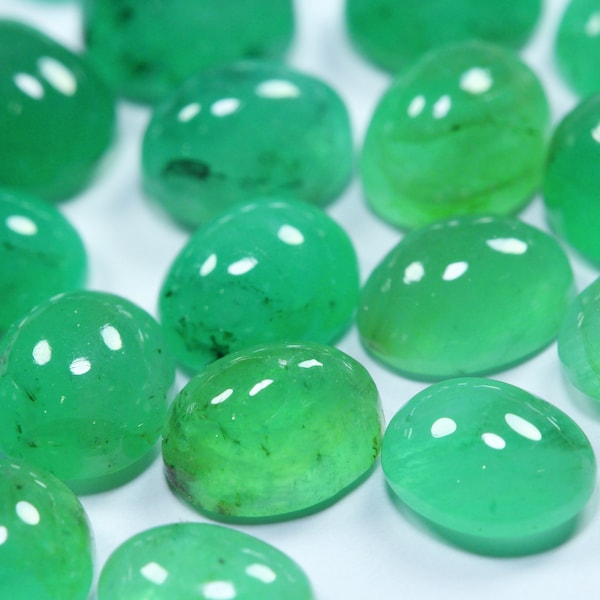 Natural Emerald Oval Cabochons 7x5, 6x4, & 5x3 mm. SELECT Size. Price per Piece. No treatment/No filling/ No Color Oil.