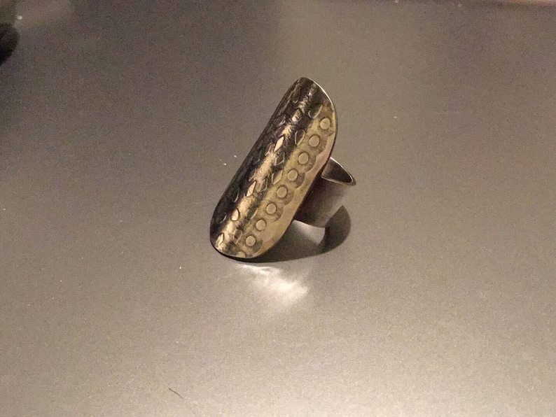 Large oval Silver Ring