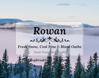 Candela Rowan Whitethorn / Profumo di pino fresco e neve