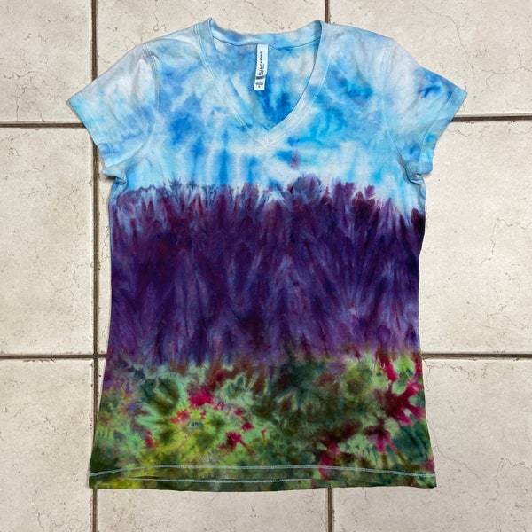 Ladies Small to Medium (XL but runs small)--v-neck tie dye/ice dye t-shirt--Monet impressionist landscape sky mountains field flowers #K56