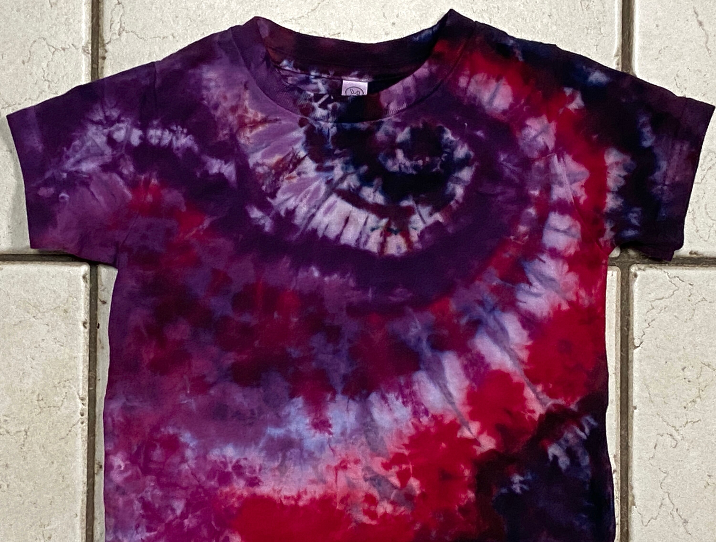 Used Dharma Trading Dyes, reverse bleached then dyed. : r/tiedye