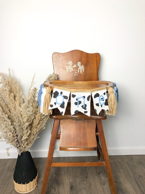 Cow High Chair Birthday Banner/Boho Burlap Yarn Tassel Garland/Cowprint/Modern Chic/Holy Cow I'm One/Farm/2 Color Options Blue or Red Il_570xn