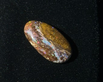 Queensland / Koroit Boulder Opal Cabochon