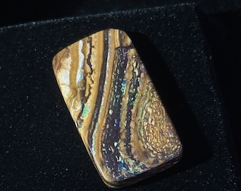 Queensland / Koroit Boulder Opal Cabochon