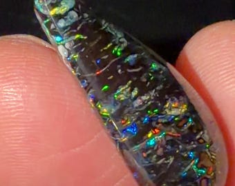 Einzigartiger australischer Matrix Boulder Opal Cabochon