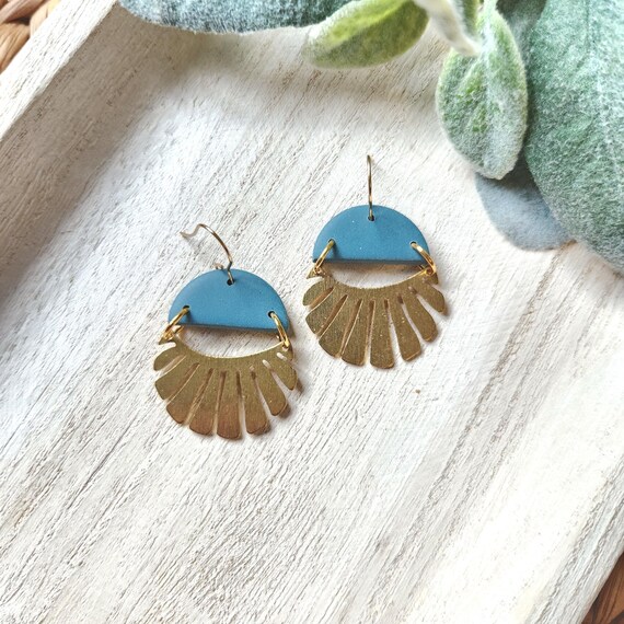CLAY EARRINGS | lightweight statement earrings | handmade polymer clay earrings | modern jewelry | simple jewelry | hypoallergenic