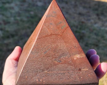 Sedona Dirt Pyramid with Shungite & Crystals