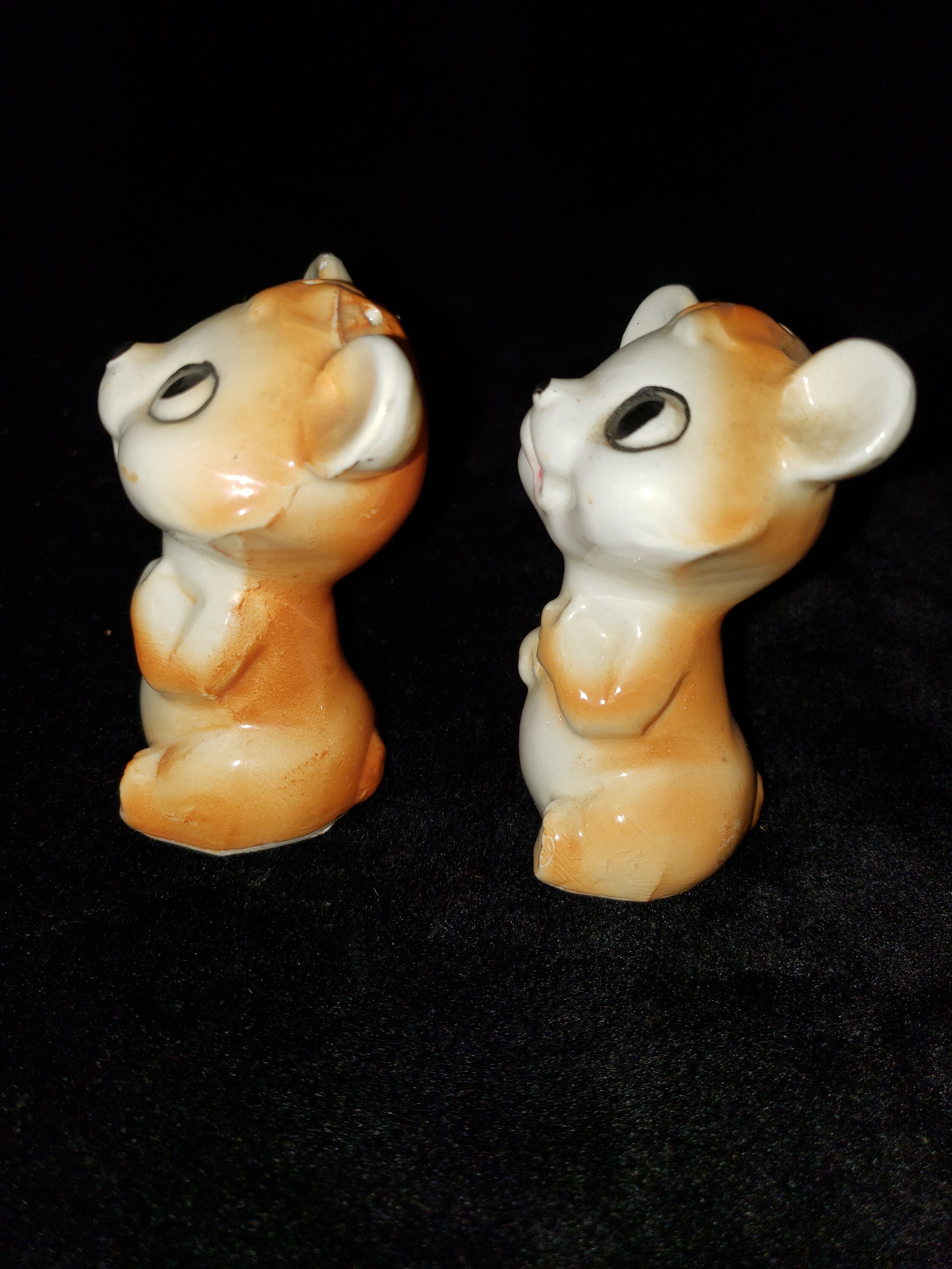 Adorable Vintage Bear Salt and Pepper Shakers Etsy