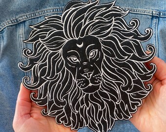 Large wild lion patch iron on embroidered king of the jungle