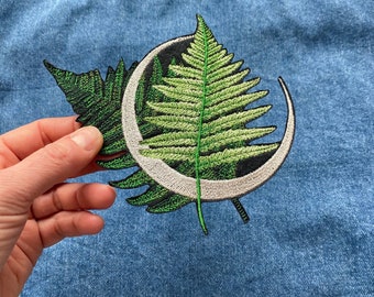 Embroidered iron on fern leaf and crescent moon patch, Maidenhair applique, Clothing embellishment