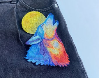 Geborduurde wolf opstrijkpatch, grote badge op de achterkant van de jas