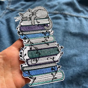 Books iron on patch, I love cats applique, Floral book badge, Back to school patch, Book club patches, Love reading badge, Teacher patch