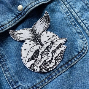 Ocean whale patch, Patches for jackets, Iron on badge for backpack, Ocean life, Beach waves, Nautical style applique, Oceanic beauty sew on