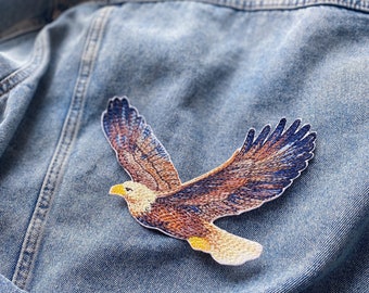 Embroidered Bald Eagle Patch: Iron-On Patriotic Applique (6.85" x 4.78")