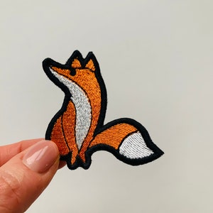 Embroidered fox iron on patch. Embroidered sew on patch