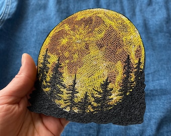 Gestickter Mond Aufnäher: Himmlischer Wald Applikation