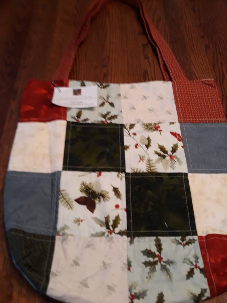 Quilted Tote Bag Christmas print Shopping bag Shoulder Bag with Pocket Up North Carry-on bag Book bag